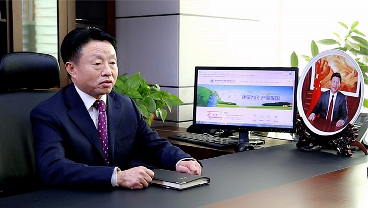 陜西省人大常委會(huì)環(huán)資工委副主任、陜西環(huán)保集團(tuán)董事長、黨委書記  熊良虎.jpg