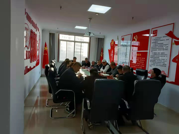 陜西保隆能源科技有限公司傳達(dá)落實(shí)集團(tuán)公司貫徹省屬企業(yè)2021年前三季度經(jīng)濟(jì)運(yùn)行分析會(huì)議精神暨深化國(guó)企改革三年行動(dòng)推進(jìn)視頻會(huì)議精神_副本.jpg