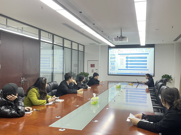 智信公司組織開展新員工入職培訓(xùn)_副本.jpg