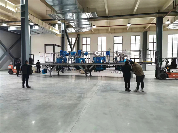 3、綠色環保涂料項目施工現場1.jpg